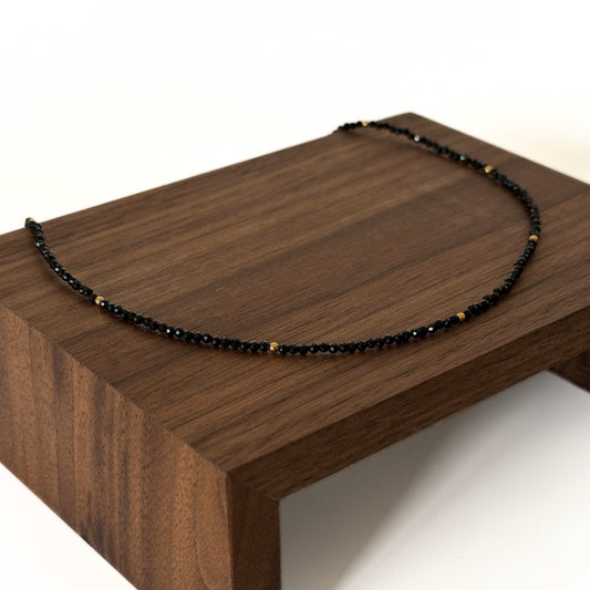 Collier Spinelle noir